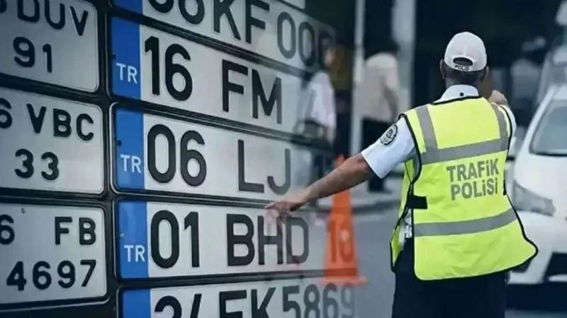 Kavga ettiği amcasını sokak ortasında tabancayla vurdu